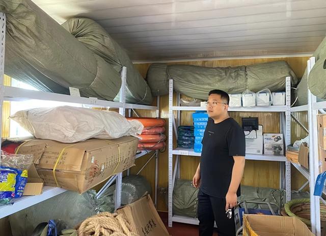 防汛物資|應急救災裝備|消防滅火裝備|水域救援裝備|消防救援裝備|多年應急裝備經驗打造行業(yè)品牌！